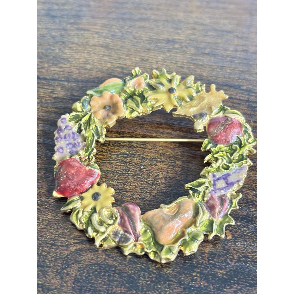 Vintage Fruit And Floral And‎ Enamel Gold Tone Brooch